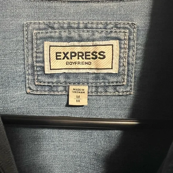 Express Boyfriend Denim Shirt - Picture 3 of 4